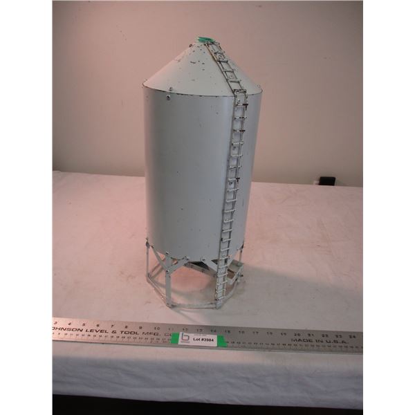 Hopper bottom bin 19" tall no top cap