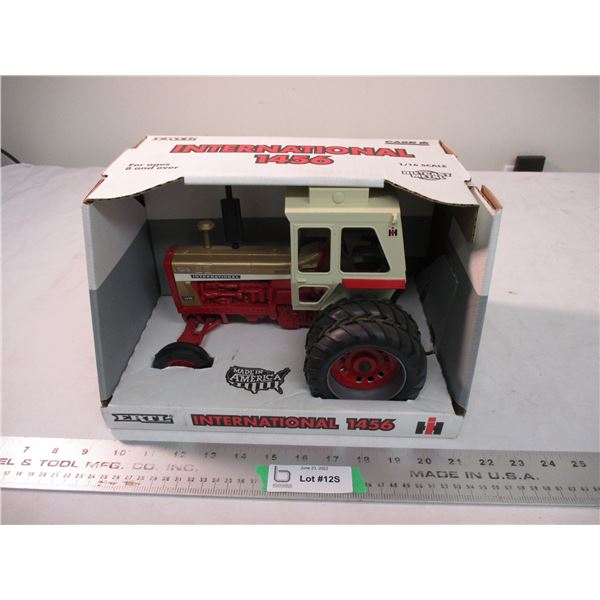 International 1456 Turbo 1:16