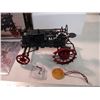 Image 2 : Precision Series The Farmall F20 tractor with crank engine 1:16