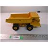 Image 1 : ERTL IH Dump Truck 11.75" long