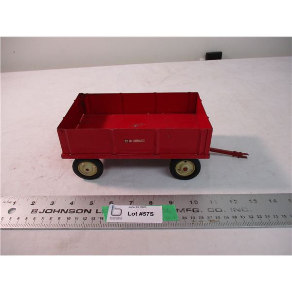 IH McCormick 1960's barge wagon - 10" long