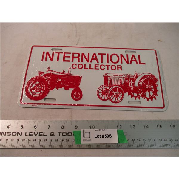 IH Collector license plate (sealed in wrap)