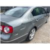 Image 3 : 2006 Volkswagon Passat Sedan 2.0T Luxury