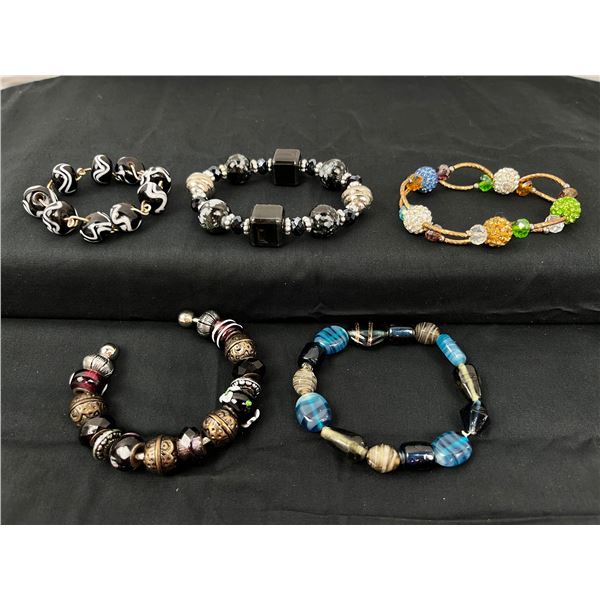 Lot of 5 Mixed Beaded Ladies bracelets