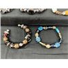 Image 4 : Lot of 5 Mixed Beaded Ladies bracelets