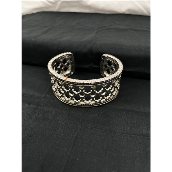Large 1" wide Ladies silver tone Bracelet
