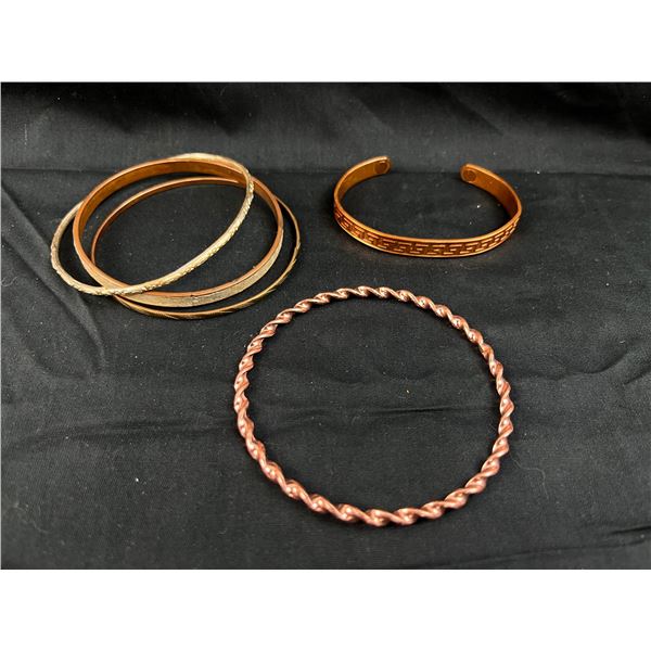 Lot of 5 womens metal bangle style bracelets