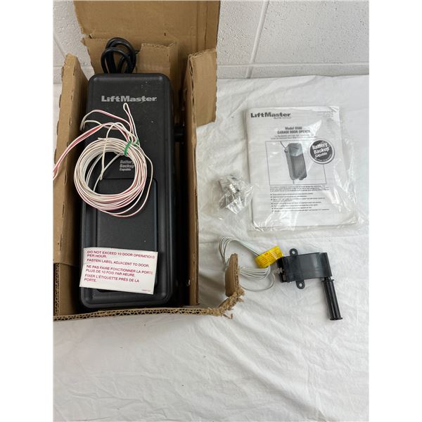 LiftMaster Garage Door Opener - Model 8500
