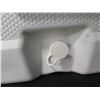 Image 8 : Igloo Large White Marine Cooler Holds 83 Cans