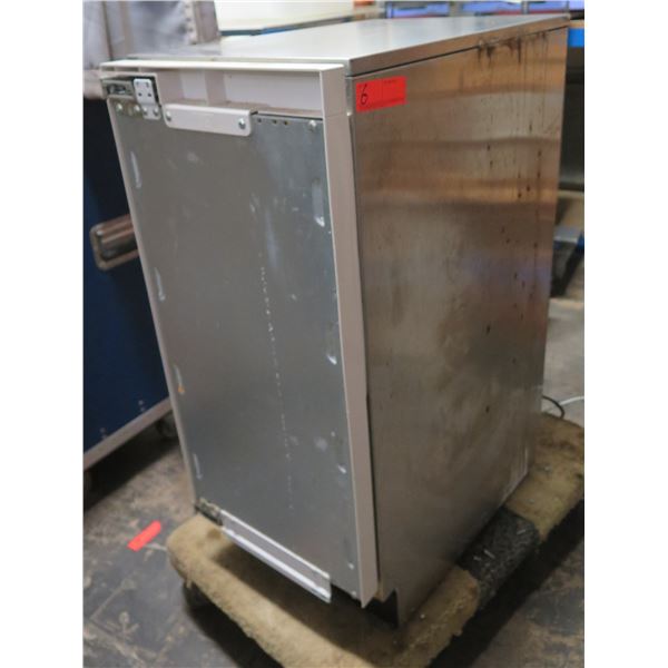 Sub-Zero UC-15IP 15" Ice Maker with Pump Panel Ready