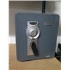 Image 2 : First Alert Combination Waterproof Fire Safe w/ Ready Seal 2087F-BD/2092F-BD