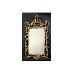 ITALIAN CARVED GILTWOOD CHIPPENDALE MIRROR