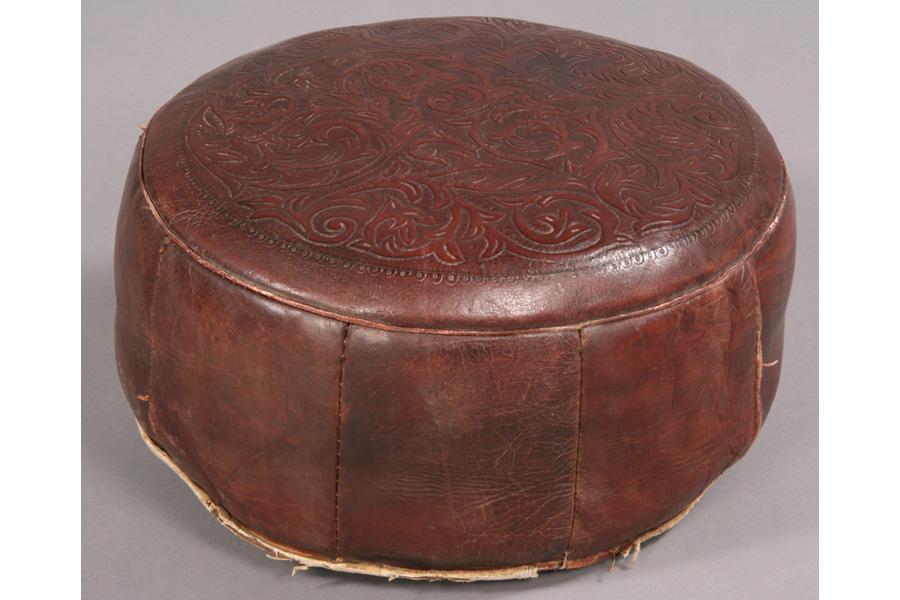 VINTAGE ROUND LEATHER OTTOMAN