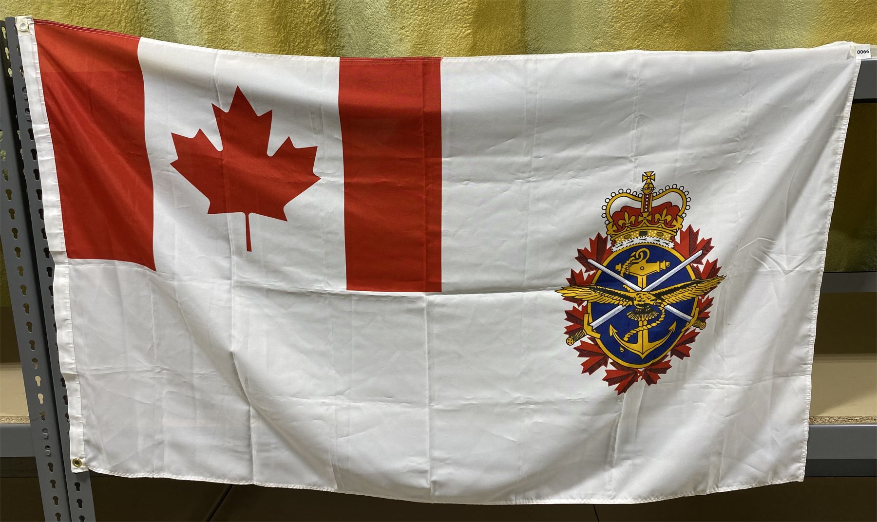 CANADIAN FORCES - TRI SERVICE FLAG - 3 X 5 FEET