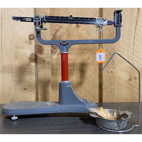 Loading Scale Frame OHAUS TRIPLE BEAM LOADING SCALE - Kidd Family Auctions