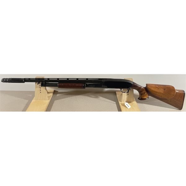 WINCHESTER MODEL 12 IN 12 GA