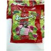 Image 2 : Squashies Cherry & Apple Flavor  Candies 9x160g