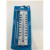 Image 1 : Acu Rite Thermometer with Mounting Bracket Lot of 1