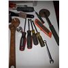 Image 4 : Assortment of tools Cat B