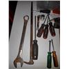 Image 6 : Assortment of tools Cat B