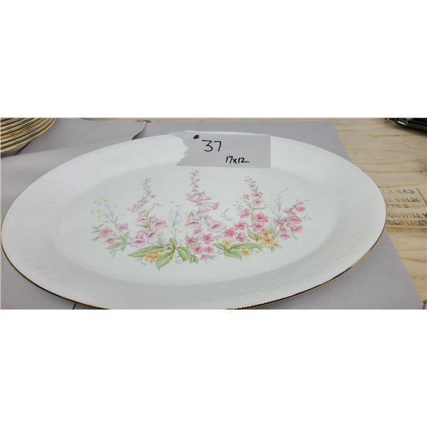 Royal Albert 'For All Seasons Parkland" Cat A