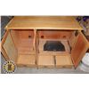 Image 2 : ESTATE WOOD ENTERTAINMENT CENTER/ STAND