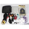 BAG OF ELECTRONIC ACCESSORIES INCL. POCKET MOUSE