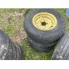 Image 2 : JOB LOT - TIRES & RIMS - INCL 9.5-15 IMPLEMENT