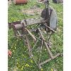 Image 2 : ANTIQUE BELT DRIVE BUZZ SAW - 27 INCH BLADE