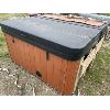 Image 1 : MAAX INFINITI HOT TUB W/ COVER - 6 FOOT SQUARE