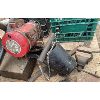 Image 2 : LOT OF 2 - ARO 1/2 TON AIR ASSIST WINCH & 3 in VICE