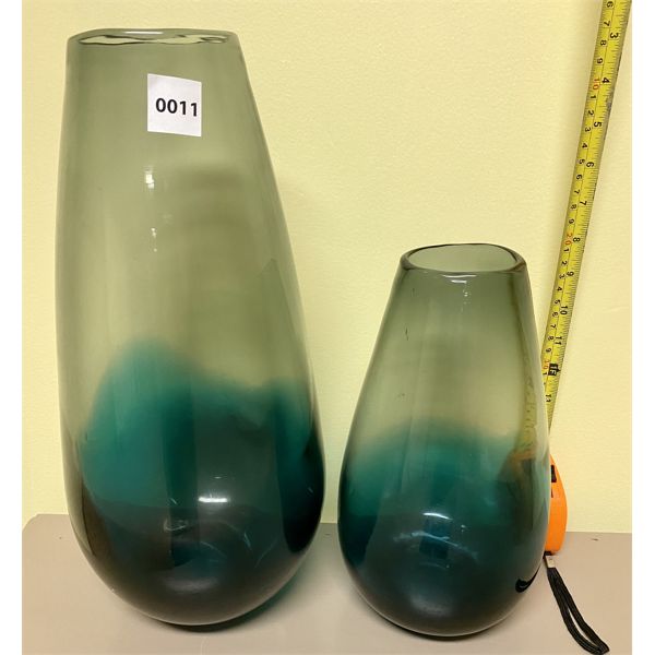 LOT OF 2 - OLA OMBRE GLASS VASES - 15 in