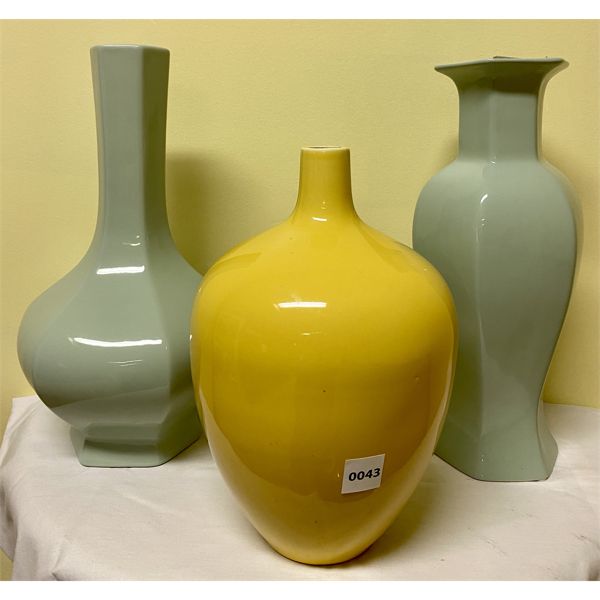 LOT OF 3 - OLD WORLD VASES - HEXAGON, BAULSTER & YELLOW JUG 