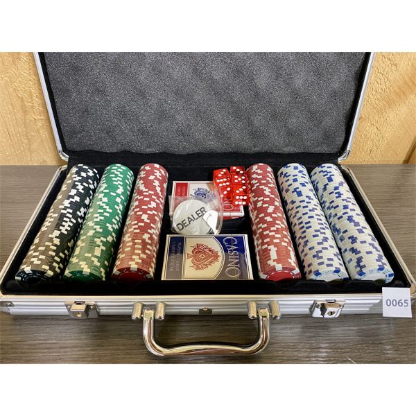 POKER SET IN TRAVEL CASE - AS NEW