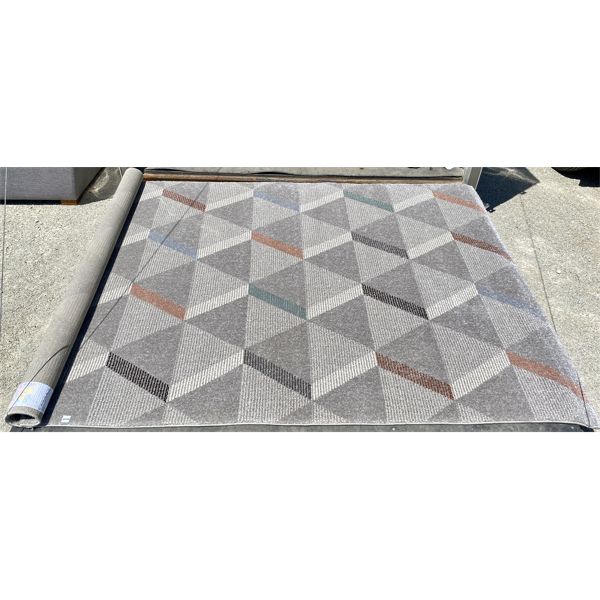 ASPER SILVER AREA RUG - 5.25 X 7.5 FT