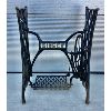 Image 1 : CAST IRON SINGER SEWING MACHINE BASE