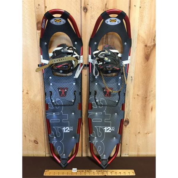 PAIR OF 35in ATLAS SNOWSHOES