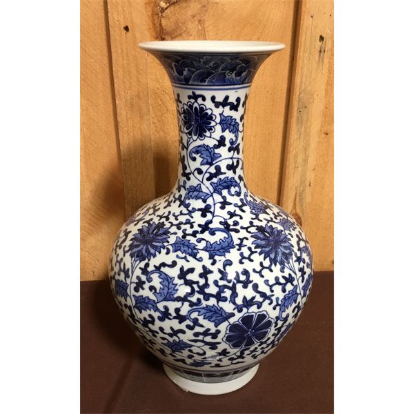 BLUE MOTIF VASE - 15 in
