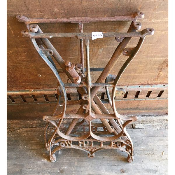 CAST SEWING MACHINE BASE - WHITE MFG