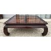 Image 6 : ENGRAVED WOODEN COFFEE TABLE - FLORAL BIRD MOTIF - 42.5 x 42.5 x 15in
