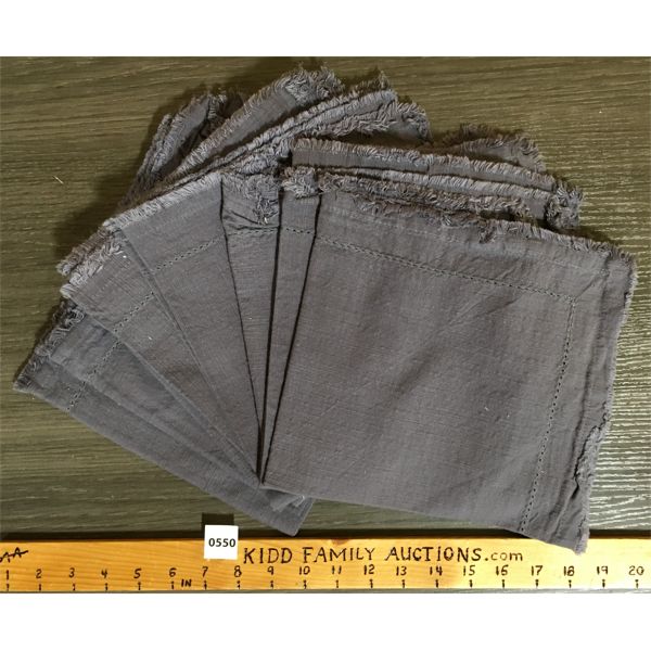 LOT OF 8 - FRAYED EDGE INDABA TABLE LINENS - APPROX 18 x 19in 