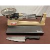 Image 1 : LOT OF 2 - OHAUS 610G BLANCE SCALE & VELATA KNIFE (NEW)
