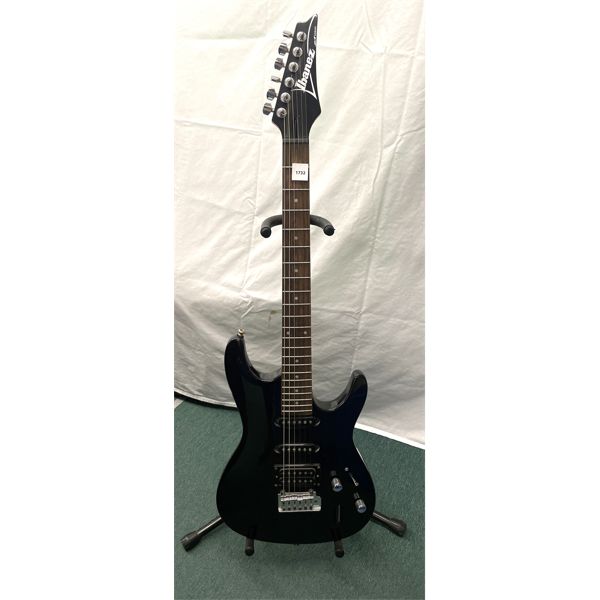IBANEZ ELECTRIC GUITAR 
