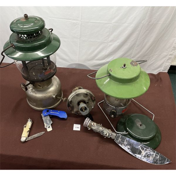 JOB LOT - 1951 COLEMAN LANTER, PARTS LANTER AND 3X KNIVES