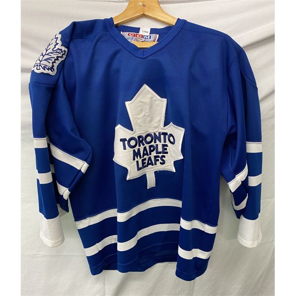 TORONTO MAPLE LEAFS CCM JERSEY SZ M TORONTO MAPLE LEAFS CCM JERSEY SZ M