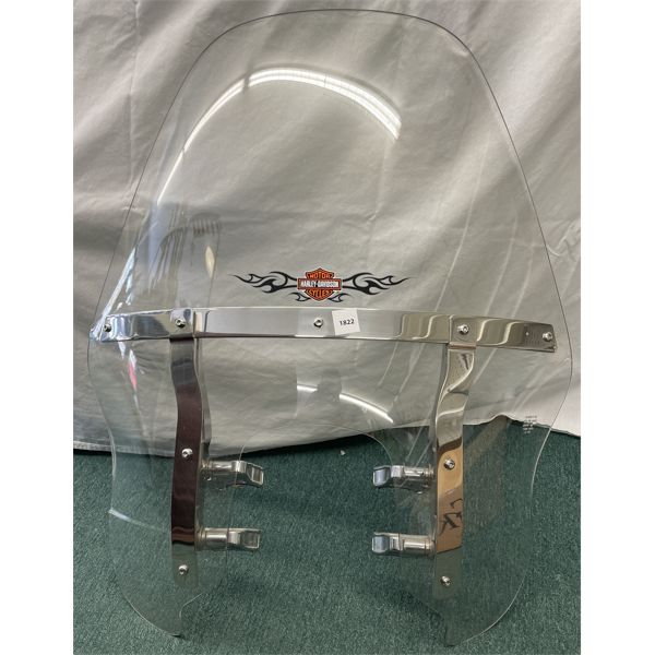 HARLEY-DAVIDSON MOTORCYCLE WINDSHIELD 18X22 FOR SPORTSTER