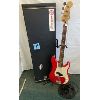 Image 1 : SQUIER BULLET BASS GUITAR W/ HARD CASE
