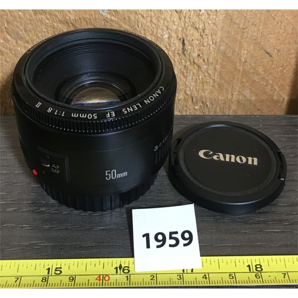 CANON EF 50MM 1:1.8 II CAMERA LENS W/ CAPS