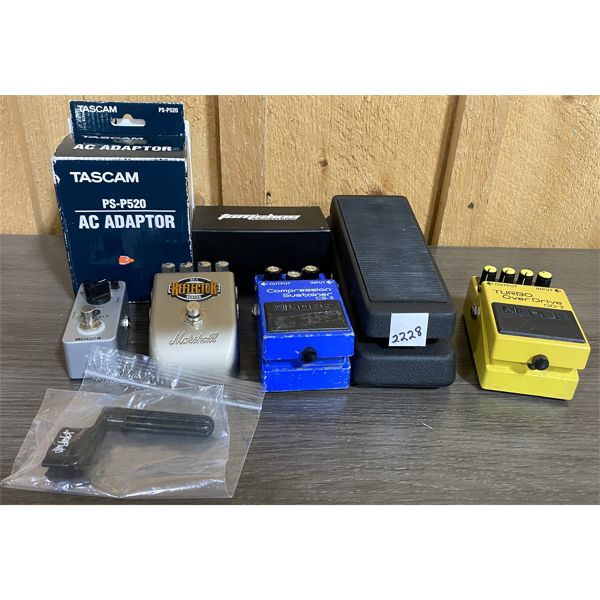 JOB LOT - MUSICAL INSTRUMENTS ACCESSORIES 