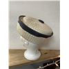 Image 3 : Pill Box Hat Woven Straw